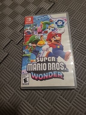 Nintendo Switch Super Mario Bros. Wonder - Colorful Artwork Edition Tested Works